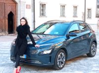 Hyundai Kona Electric 2023 prova su strada e caratteristiche tecniche