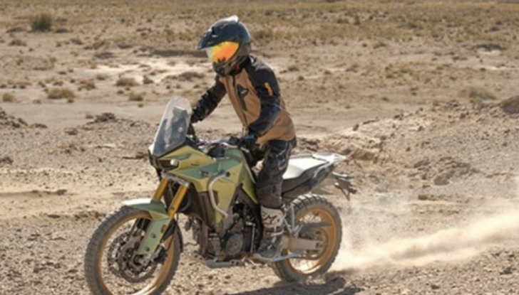 Kove ADV 800 X: la nuova adventure made in China - Foto 2 di 4