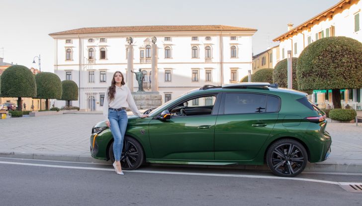 Peugeot 308 GT Plug-in Hybrid prova su strada e impressioni di guida - Foto 1 di 25