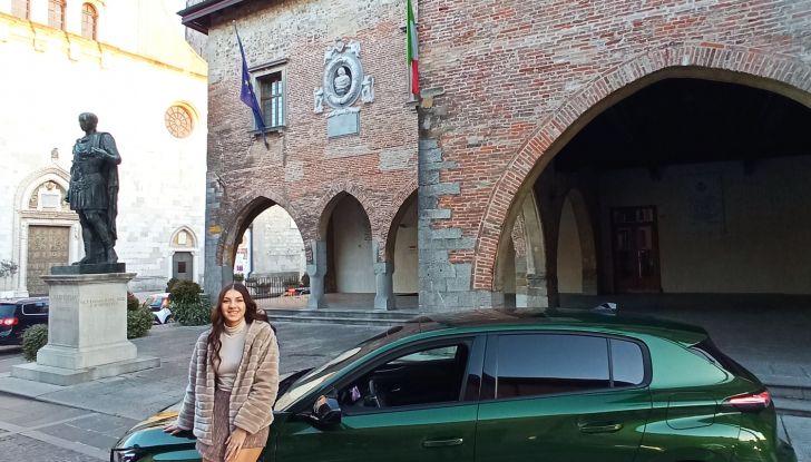 Peugeot 308 GT Plug-in Hybrid prova su strada e impressioni di guida - Foto 21 di 25