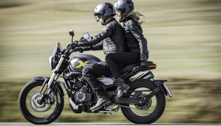 Voge Trofeo 525ACX: 100% spirito scrambler - Foto 1 di 11