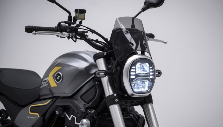 Voge Trofeo 525ACX: 100% spirito scrambler - Foto 5 di 11