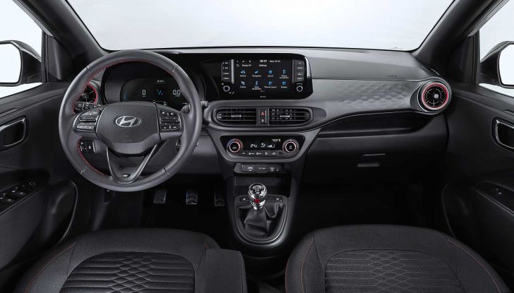 Nuova Hyundai i10: da oggi disponibile in Italia da 16.950 euro - Foto 10 di 11