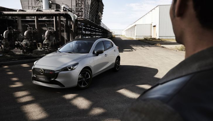 Mazda2 si aggiorna: tutte le novità del MY2023 - Foto 3 di 10