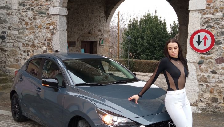 Mazda2 2022 prova su strada, dati tecnici e prestazioni - Foto 13 di 24