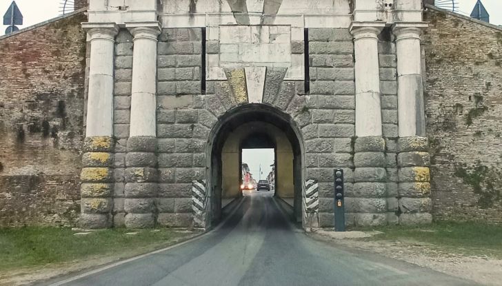 Mazda2 2022 prova su strada, dati tecnici e prestazioni - Foto 23 di 24