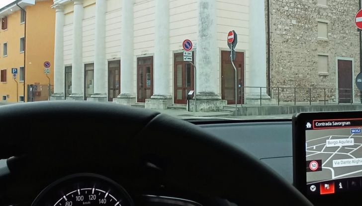 Mazda2 2022 prova su strada, dati tecnici e prestazioni - Foto 24 di 24