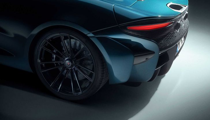 McLaren Elva: il tuner Novitec la potenzia a oltre 900 cavalli - Foto 9 di 10