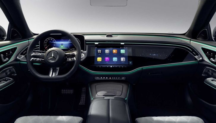 Mercedes aggiunge TikTok sull’infotainment della Nuova Classe E - Foto 8 di 8