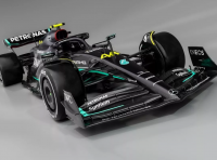 F1 2023: presentata la Mercedes W14 di Hamilton e Russell