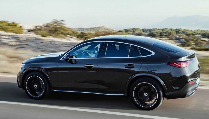 Mercedes GLC Coupé 2023: l’elettrificazione si fa elegante e raffinata - Foto 8 di 9