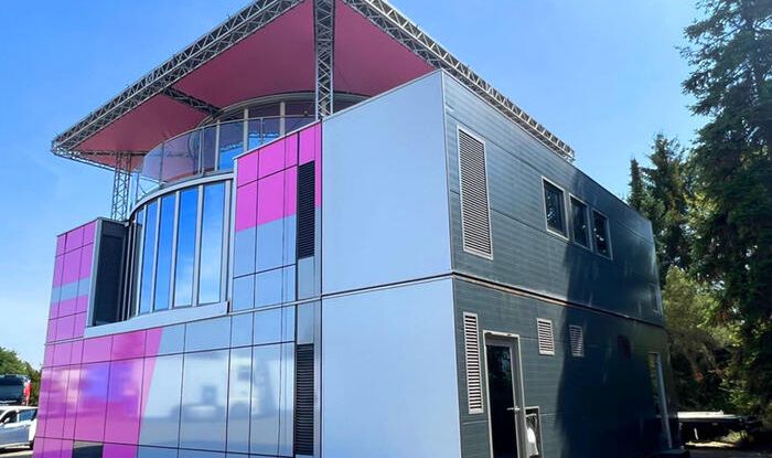 Il regalo perfetto per un appassionato di F1? Il motorhome della Force India! - Foto 3 di 7