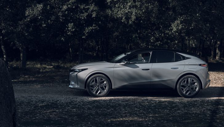 DS 4 e DS 7 si aggiornano con l’arrivo del nuovo restyling - Foto 12 di 12