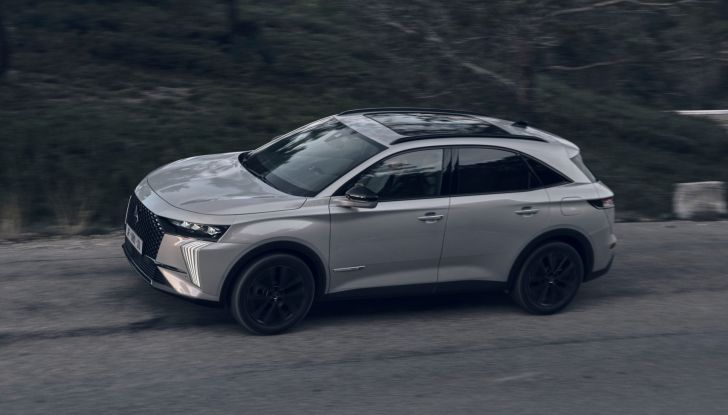 DS 4 e DS 7 si aggiornano con l’arrivo del nuovo restyling - Foto 4 di 12