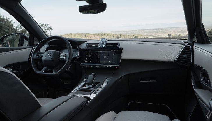 DS 4 e DS 7 si aggiornano con l’arrivo del nuovo restyling - Foto 2 di 12
