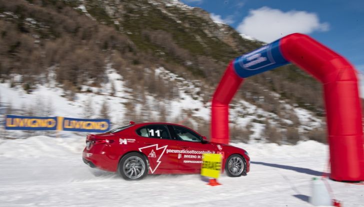 L’importanza di usare gli pneumatici invernali: dalla teoria alla pratica - Foto 12 di 42