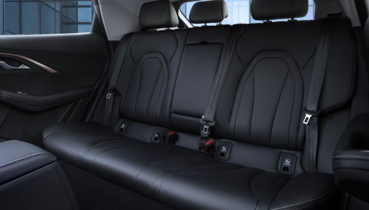 Chery Omoda 5: il SUV elettrico cinese arriva in Italia per fine anno - Foto 6 di 13