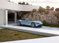 Ferrari Roma Spider: presentata la nuova decappottabile con tetto retrattile in tessuto