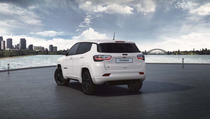 Jeep Renegade e Compass Upland Cross e High Altitude ora ordinabili in Italia - Foto 16 di 28