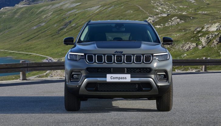 Jeep Renegade e Compass Upland Cross e High Altitude ora ordinabili in Italia - Foto 13 di 28