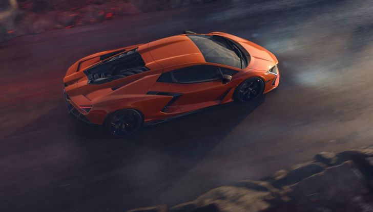 Lamborghini Revuelto