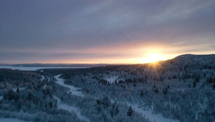 BMW i5: la prima Serie 5 100% elettrica conclude i test invernali - Foto 3 di 89