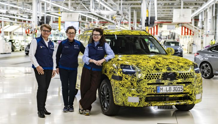 Mini Countryman: la nuova generazione elettrica verrà prodotta a Lipsia - Foto 16 di 36