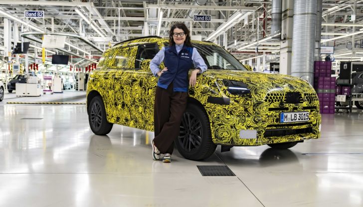 Mini Countryman: la nuova generazione elettrica verrà prodotta a Lipsia - Foto 9 di 36