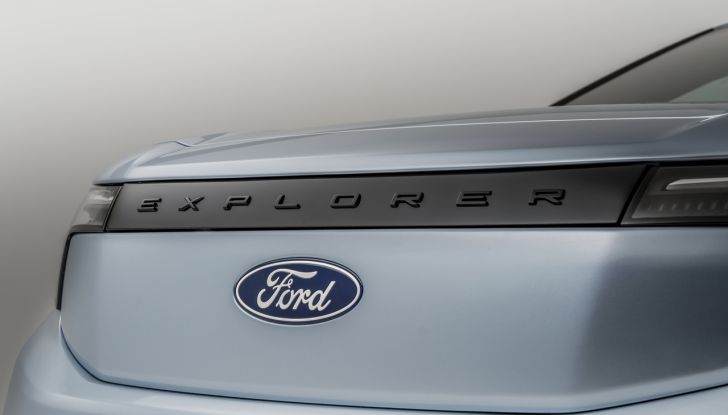 Nuovo Ford Explorer elettrico: il SUV americano arriva in Europa come EV - Foto 24 di 38