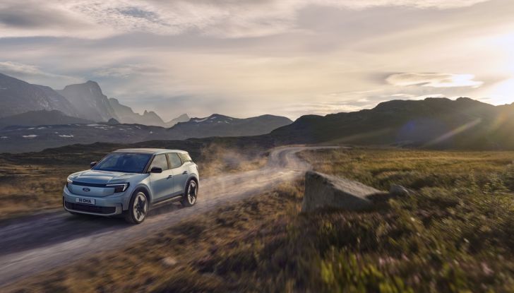 Nuovo Ford Explorer elettrico: il SUV americano arriva in Europa come EV - Foto 11 di 38