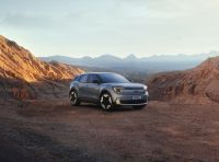 Ford Explorer EV: caratteristiche, motori, batterie, allestimenti e prezzi