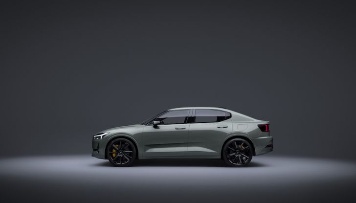 Polestar lancia l’edizione speciale Polestar 2 BST edition 230 - Foto 14 di 38