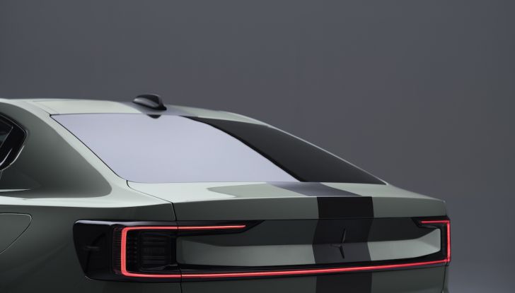 Polestar lancia l’edizione speciale Polestar 2 BST edition 230 - Foto 21 di 38