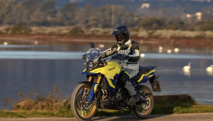 Suzuki V-Storm 800DE debutta nelle concessionarie con prezzi da 11.500 euro - Foto 14 di 14