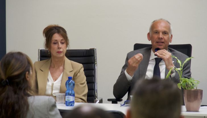 Vantaggi, opportunità e prospettive future delle auto elettriche - Foto 13 di 20