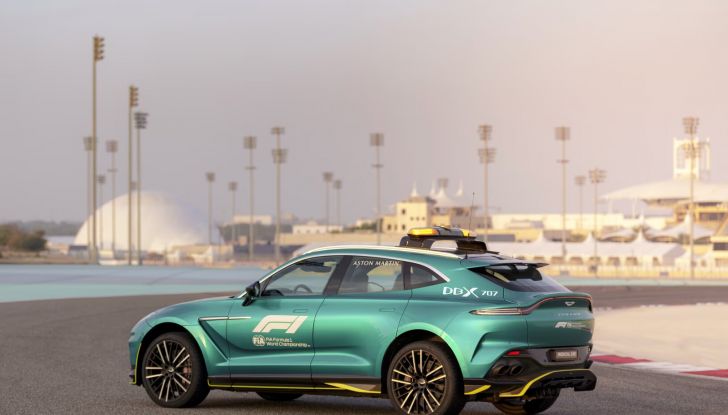 Aston Martin DBX707: è la nuova medical car della F1 2023 - Foto 6 di 10