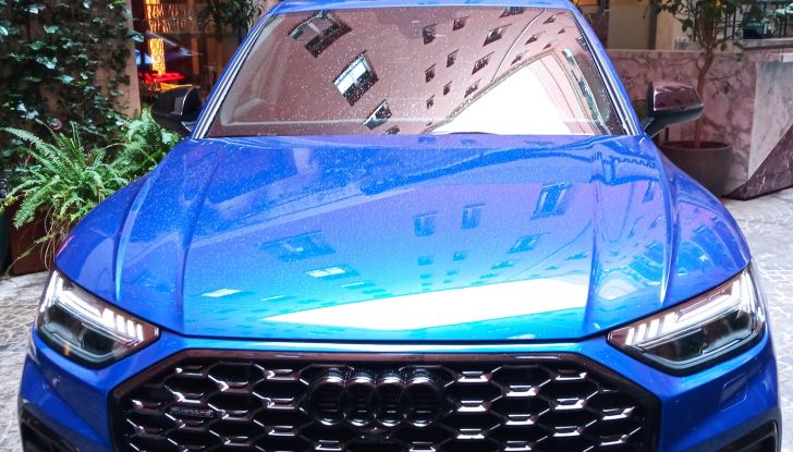 Audi Identity Black: il nuovo allestimento disponibile su Q3 e Q5 - Foto 8 di 15