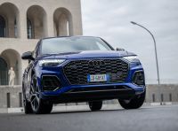 Audi Identity Black: il nuovo allestimento disponibile su Q3 e Q5