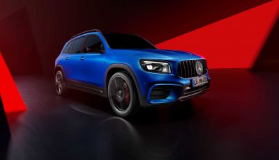 Mercedes GLB 2023: presentato il restyling del SUV a sette posti