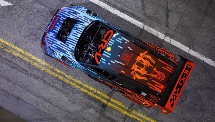 Honda CR-V Hybrid Racer: il SUV diventa un purosangue da corsa! - Foto 12 di 14