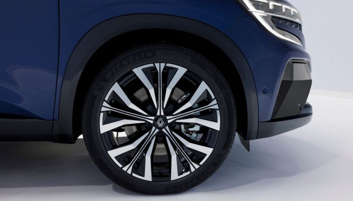Nuovo Renault Espace ordinabile in Italia da 43.700 euro - Foto 4 di 11