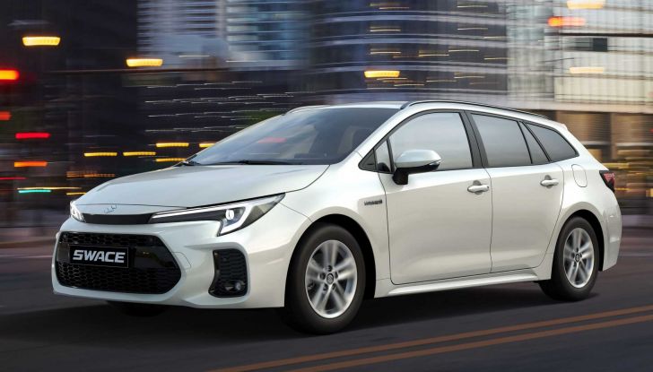 Suzuki Swace 2023: ora l’ibrido tocca i 140 CV, prezzi da 32.500 Euro - Foto 2 di 12