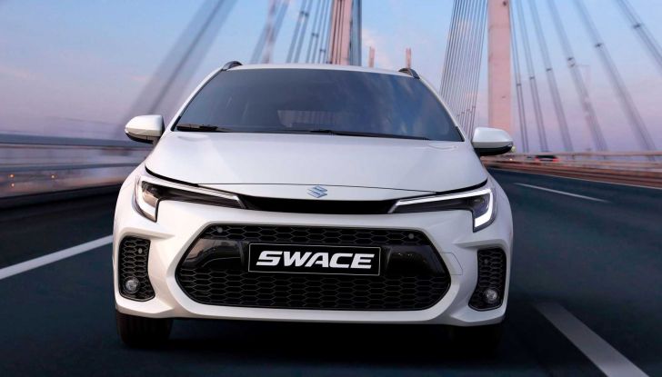 Suzuki Swace 2023: ora l’ibrido tocca i 140 CV, prezzi da 32.500 Euro - Foto 4 di 12