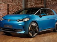 Volkswagen ID.3 2023 restyling, allestimenti, prezzi e noleggio