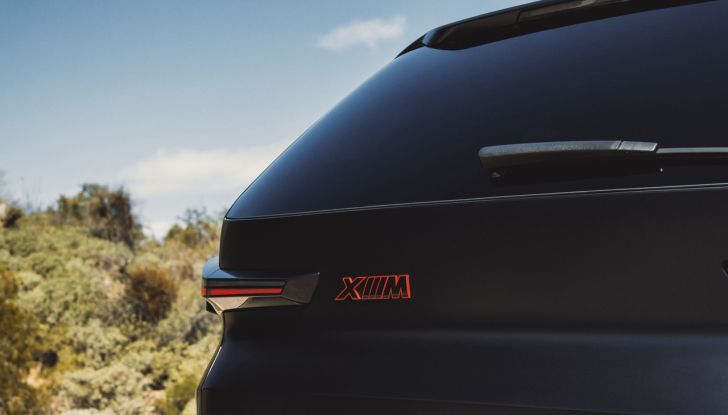 BMW XM Label Red: debutta il nuovo super SUV da 748 CV - Foto 21 di 47