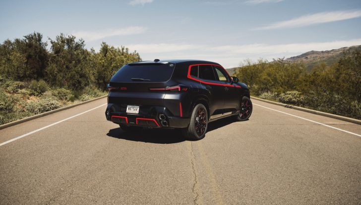 BMW XM Label Red: debutta il nuovo super SUV da 748 CV - Foto 23 di 47