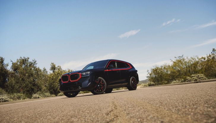 BMW XM Label Red: debutta il nuovo super SUV da 748 CV - Foto 24 di 47