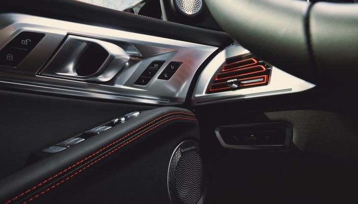 BMW XM Label Red: debutta il nuovo super SUV da 748 CV - Foto 41 di 47