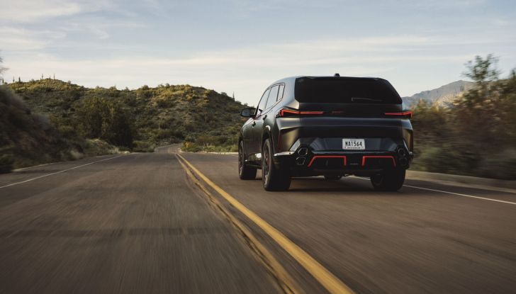 BMW XM Label Red: debutta il nuovo super SUV da 748 CV - Foto 5 di 47