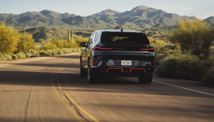 BMW XM Label Red: debutta il nuovo super SUV da 748 CV - Foto 7 di 47